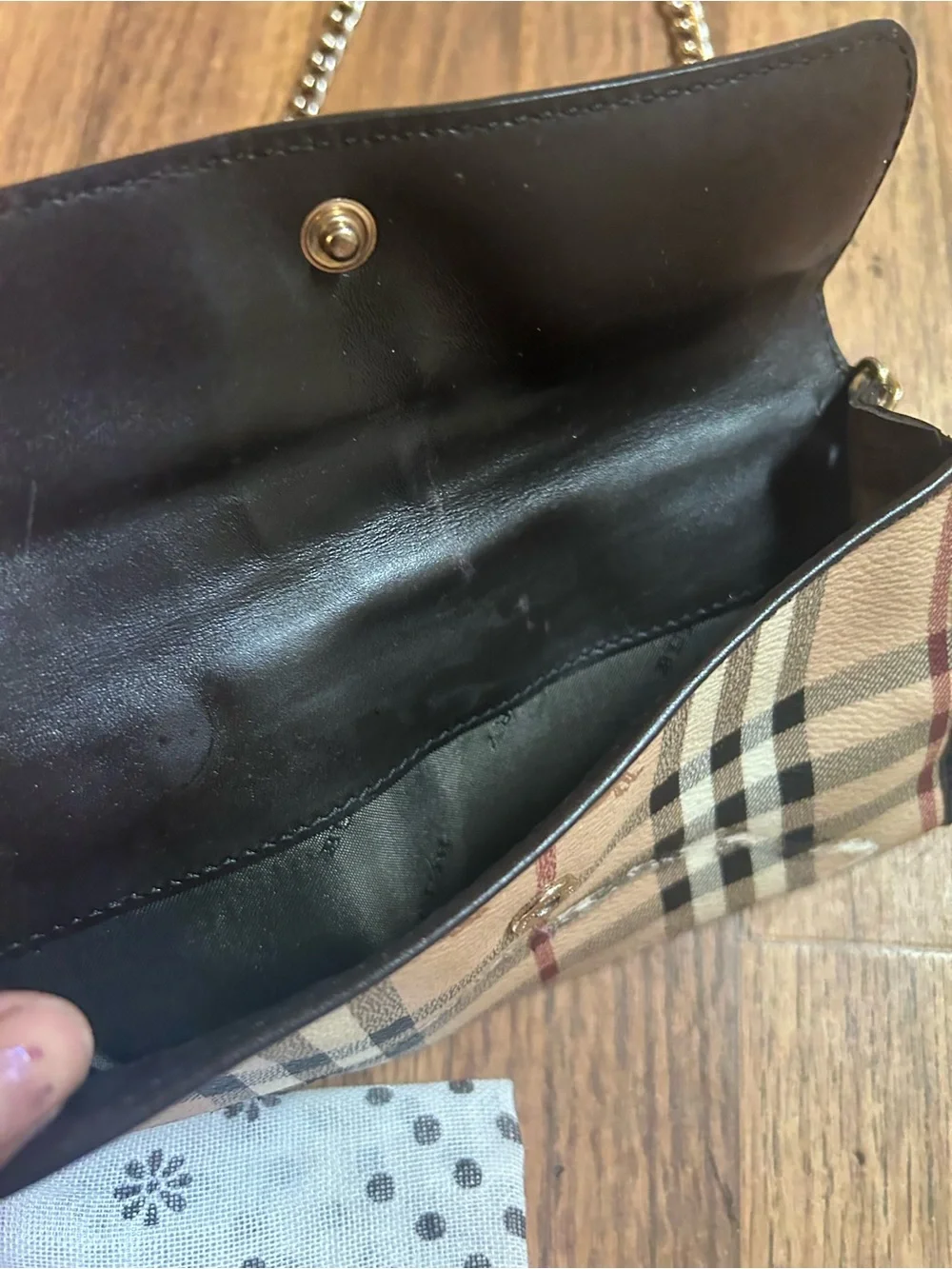 Burberry Classic Plaid Crossbody Wallet with Chain Strap - Beige/Black